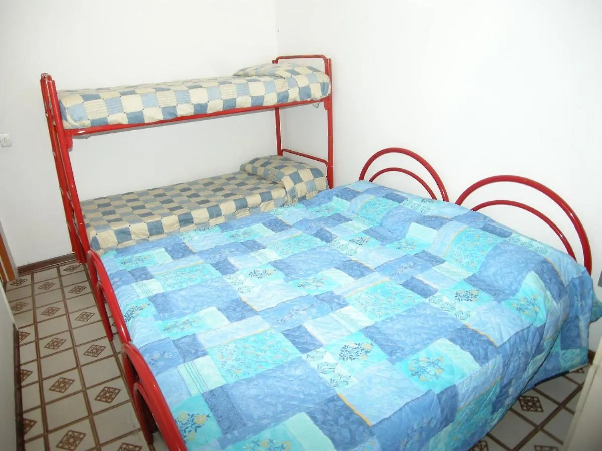 Apartments In Rosolina Mare 24945